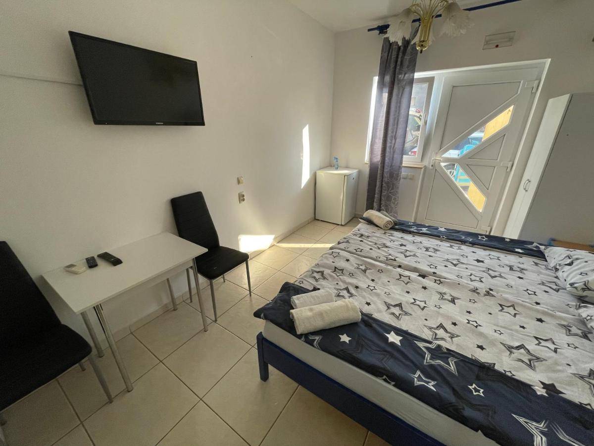 Apartmani Noelle Novi Vinodolski Exteriör bild