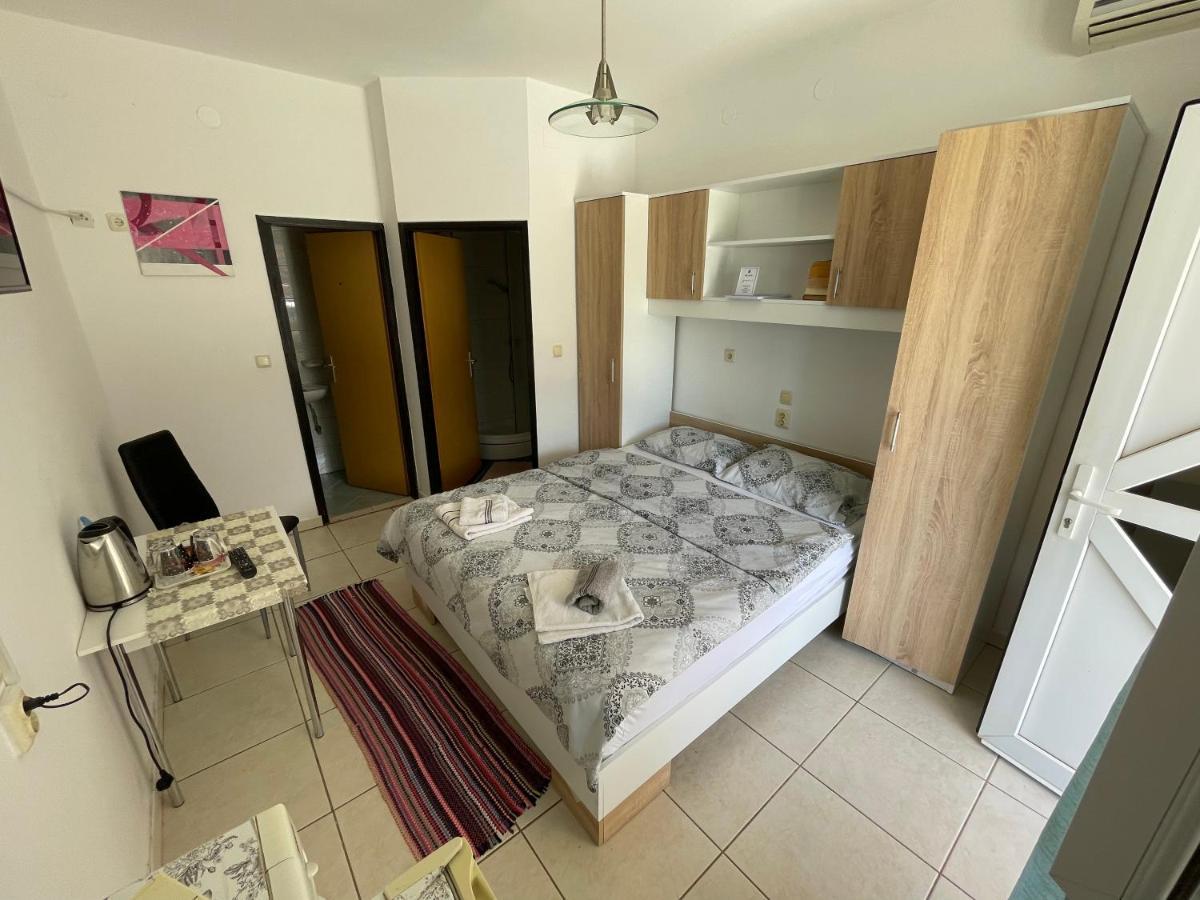 Apartmani Noelle Novi Vinodolski Exteriör bild